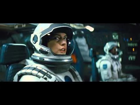 Yıldızlararası filmi fragmanı: kara delikler ve zaman