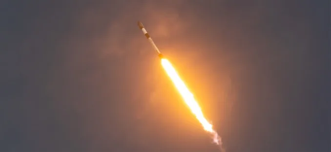 Falcon 9, Uzay Kuvvetleri için Starshield tabanlı gizli uyduları taşıdı