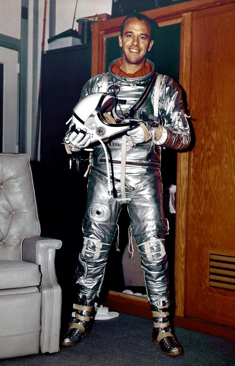 Boşluktaki Kahramanlar (The Right Stuff)