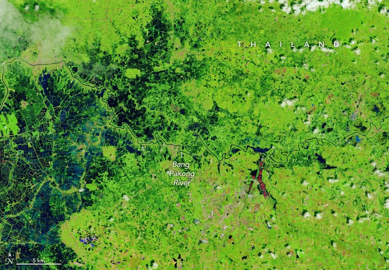 Sel Suları Tayland'ı Sardı