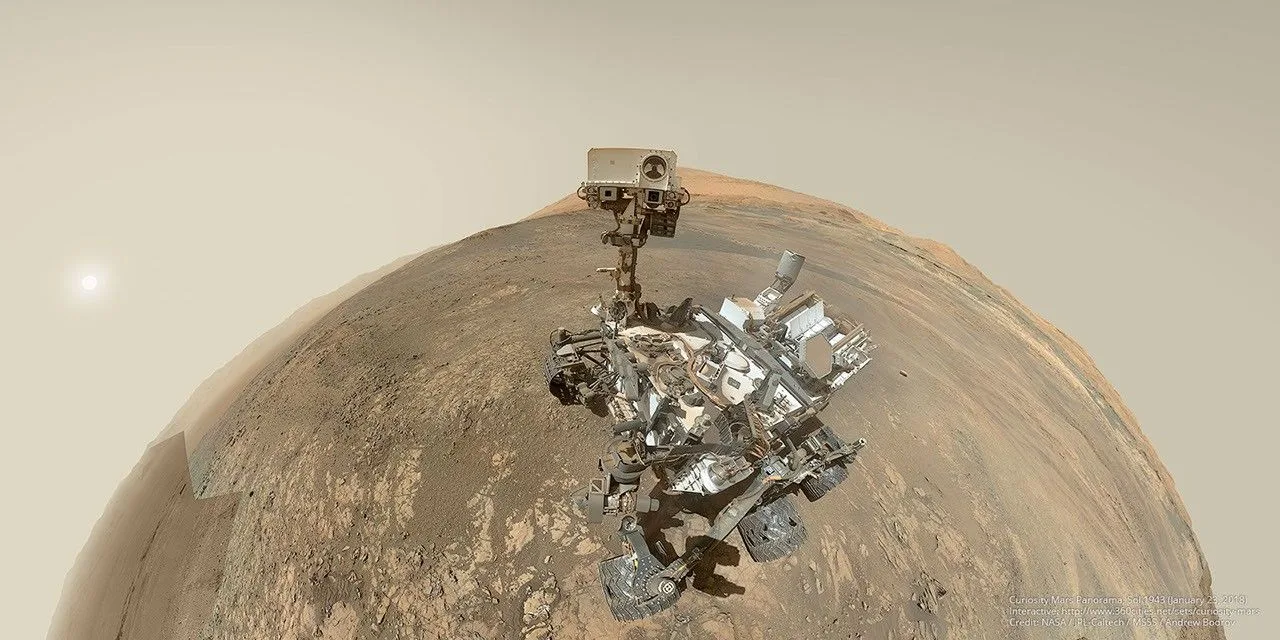Curiosity'nin Vera Rubin Sırtı özçekimi ve 1 kilometrelik tırmanış