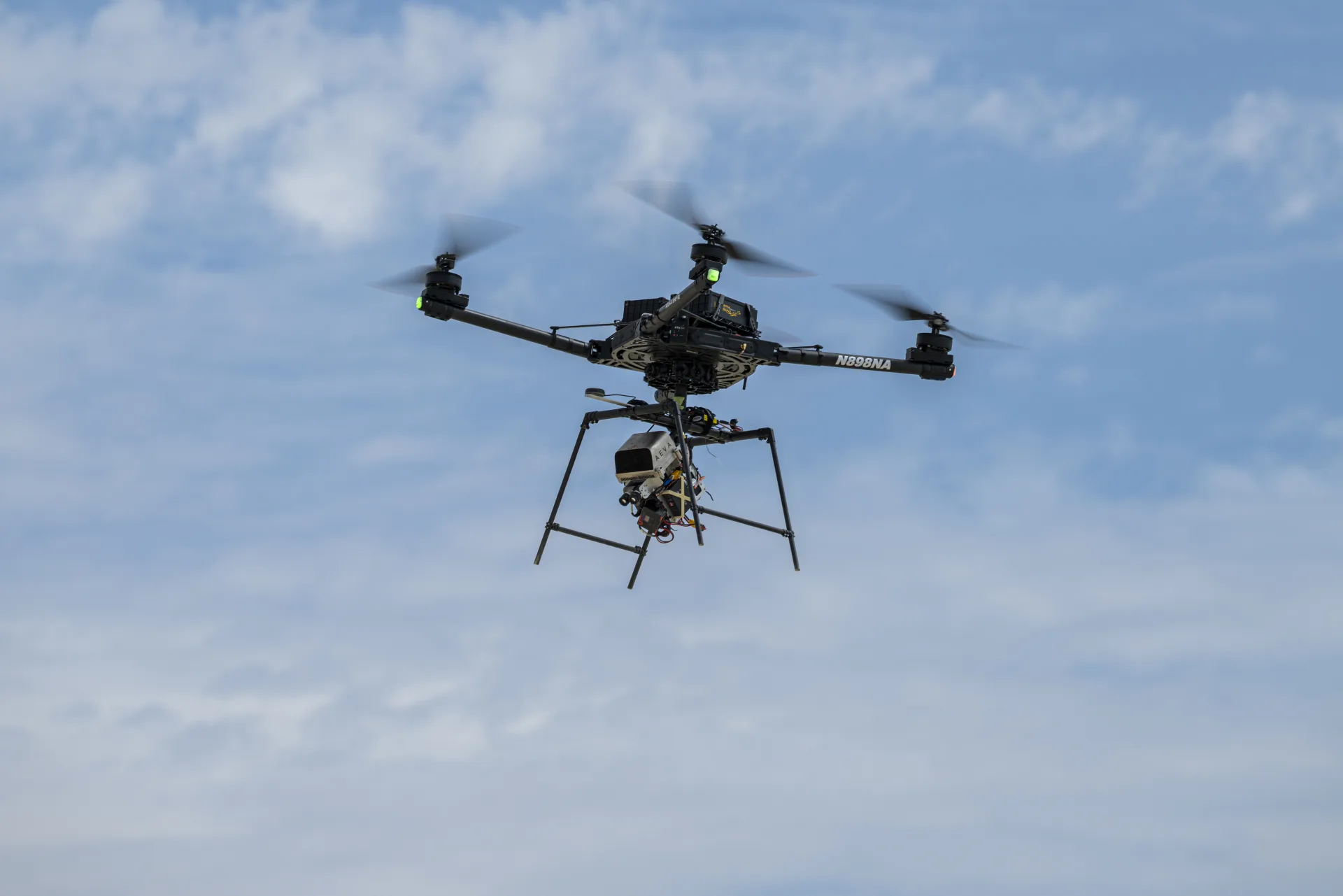 NASA Ay ve Mars inişleri için akıllı sistemi dronla sınıyor