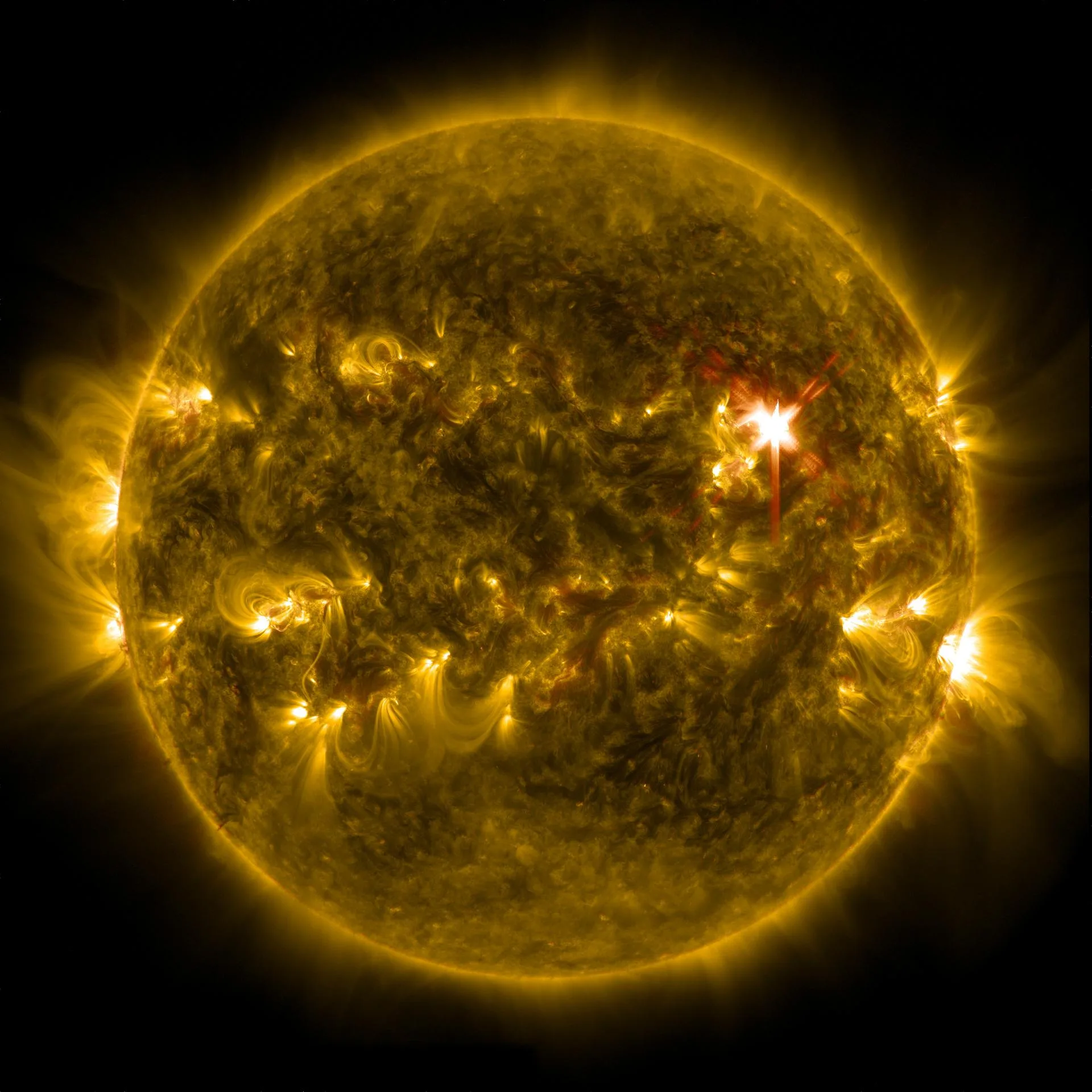 NASA'nın Güneş Dinamikleri Gözlemevi'nin (SDO) 29 Mart 2014'te görüntülediği X sınıfı Güneş patlaması