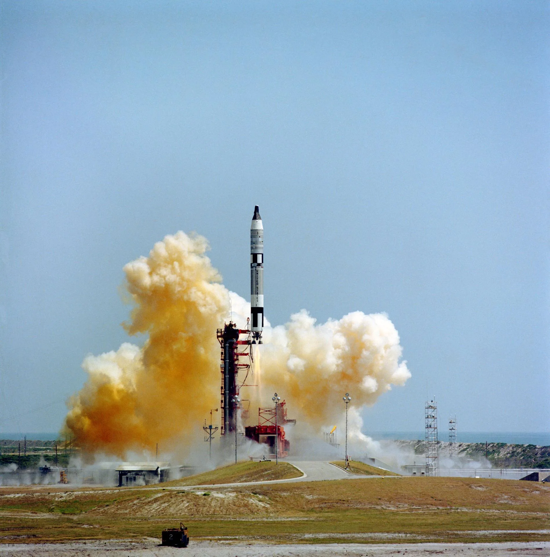 Gemini 4'ü taşıyan Titan II roketi, 3 Haziran 1965'te Cape Kennedy'deki 19 numaralı rampadan kalkıyor
